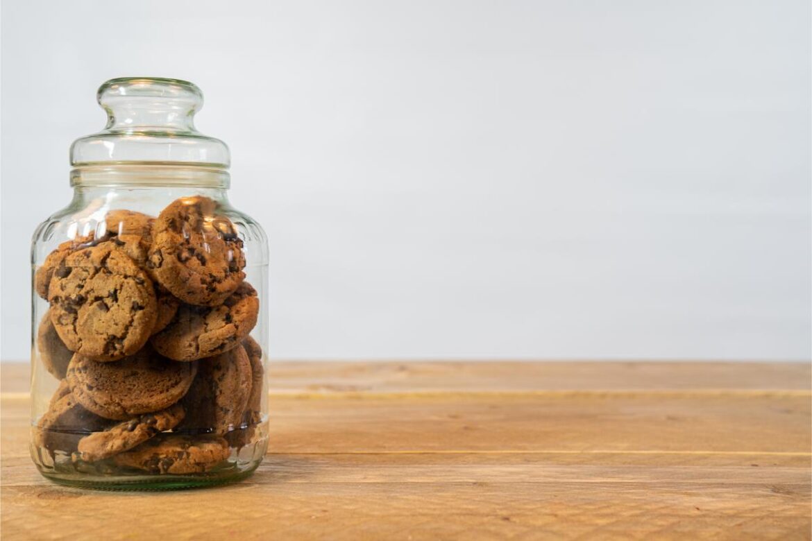 How to Maintain Integrity Even When the Cookies Look Enticing