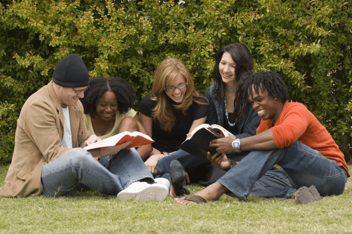 10 Reasons Your Church Needs to Start New Groups