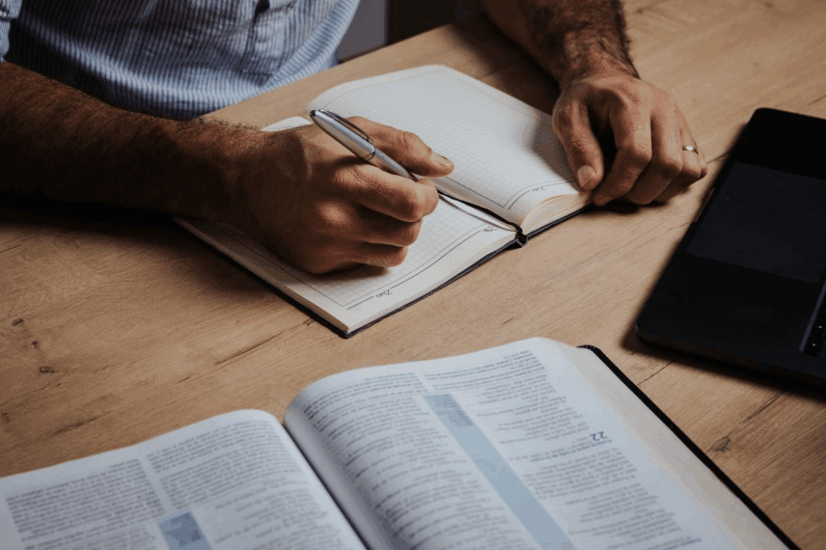 How to Turn Your Sermon Notes into a Strong Article